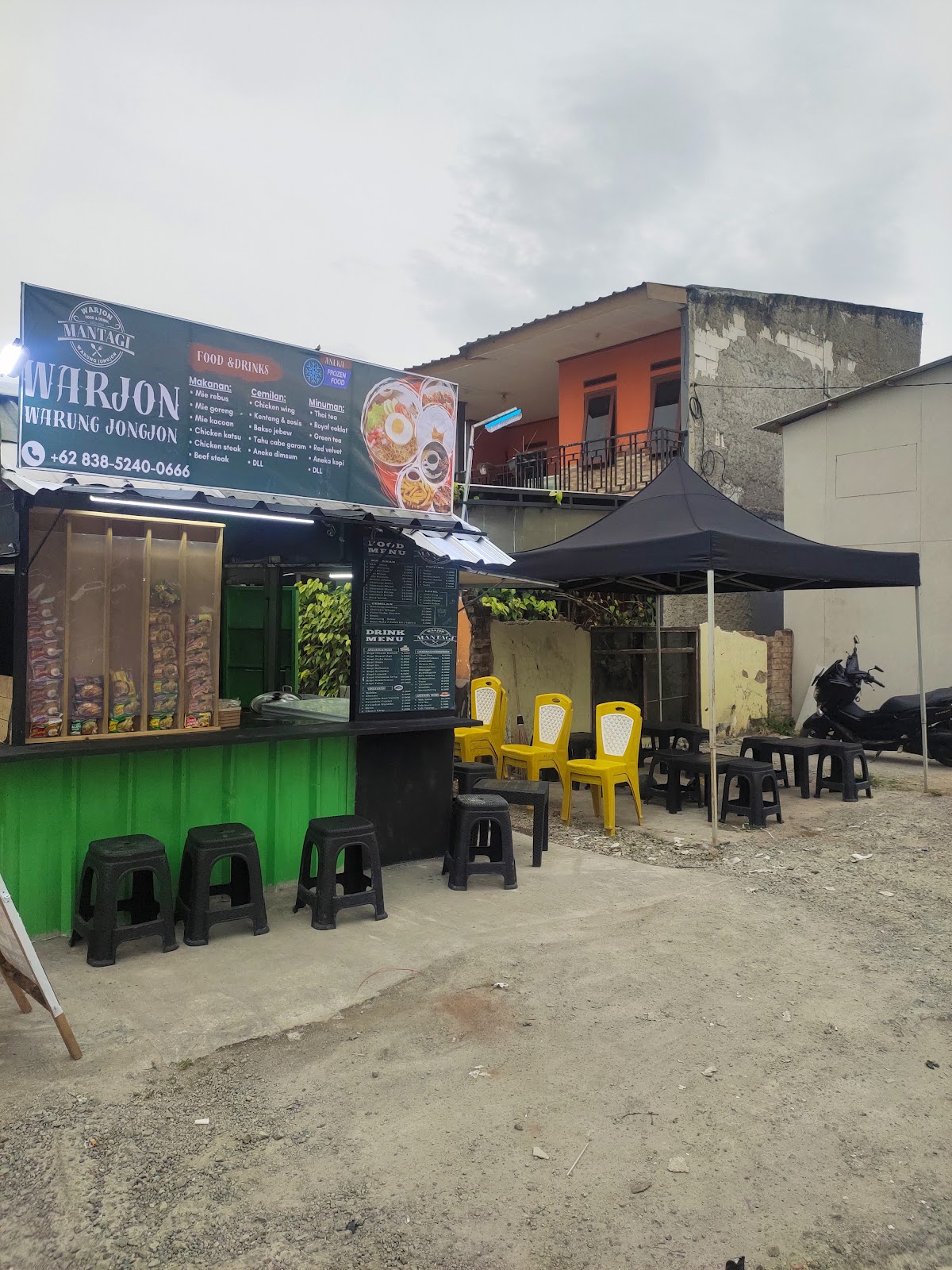 WARJON - MANTAGI cozy interior in Gedebage