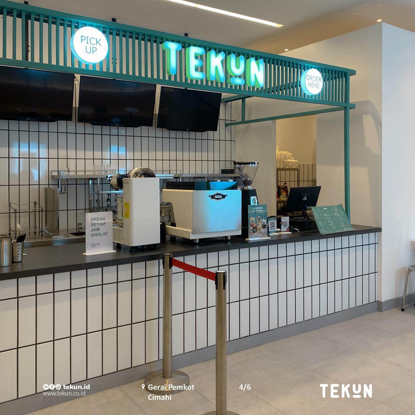 Kopi Tekun Cibiru interior, budget-friendly cafe in Panyileukan, Bandung