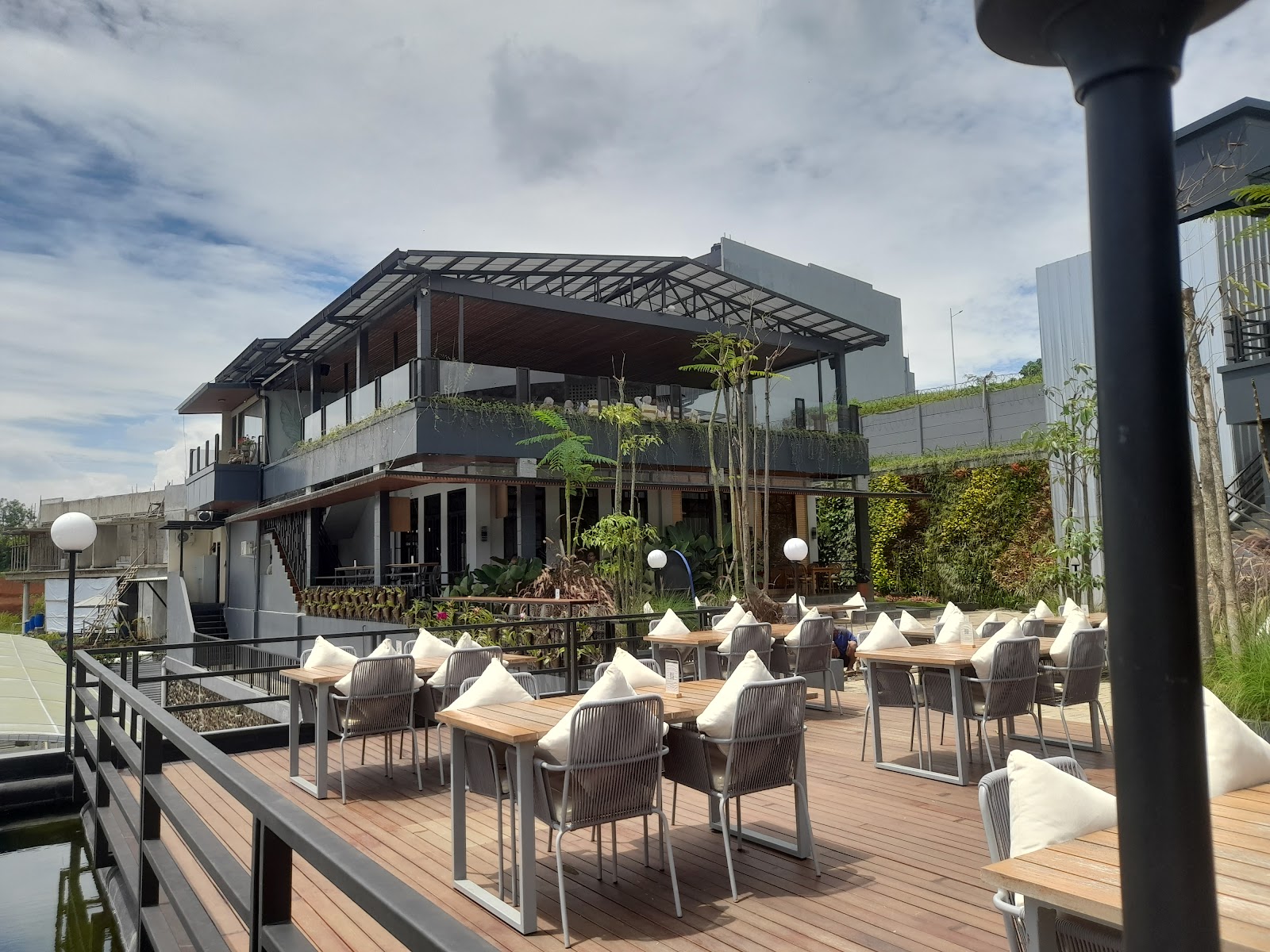 Rumamenak — panoramic rooftop view from one of Bandung's best hillside cafes