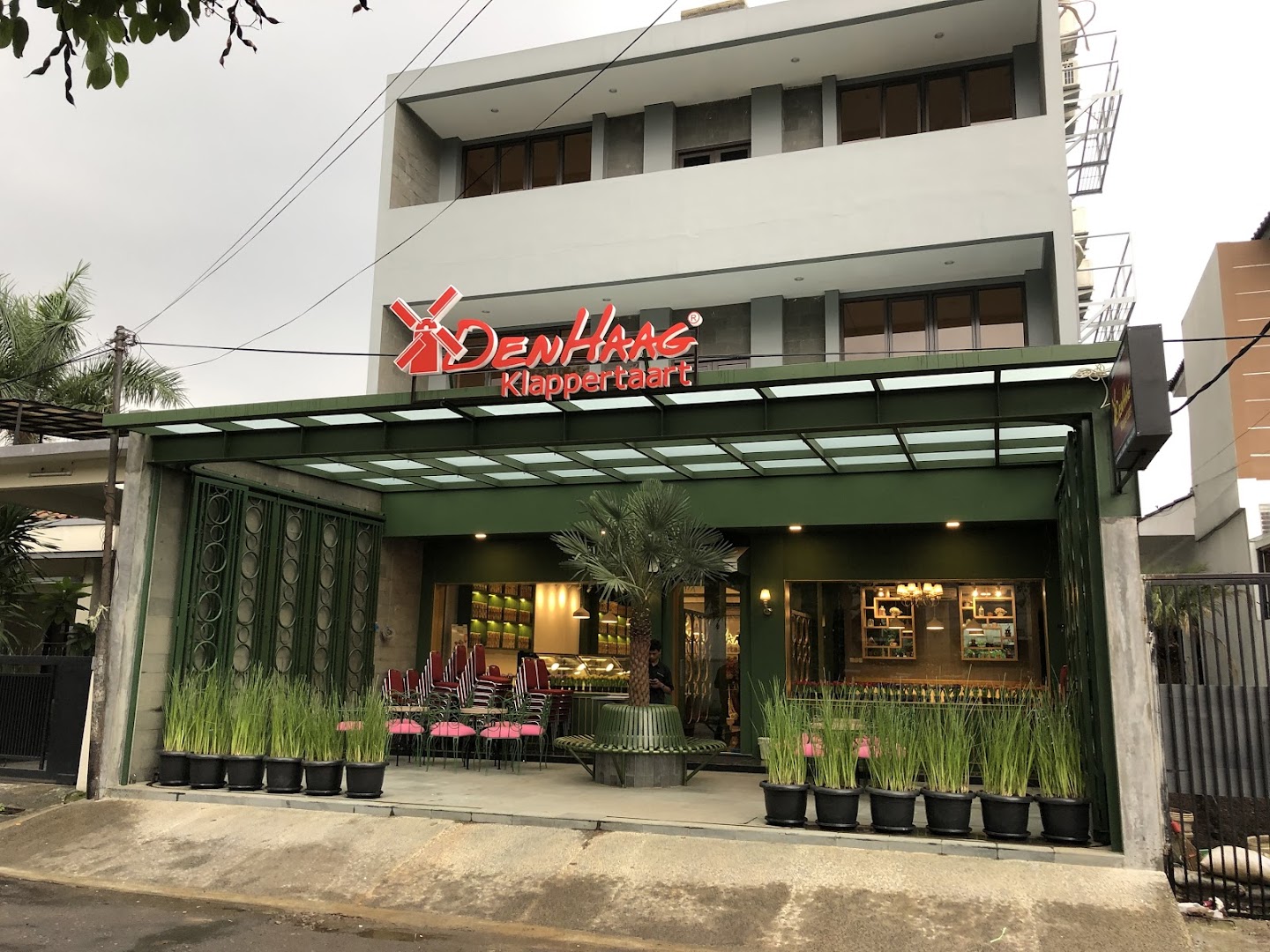 Denhaag Klappertaart — iconic hidden gem bakery in Bandung